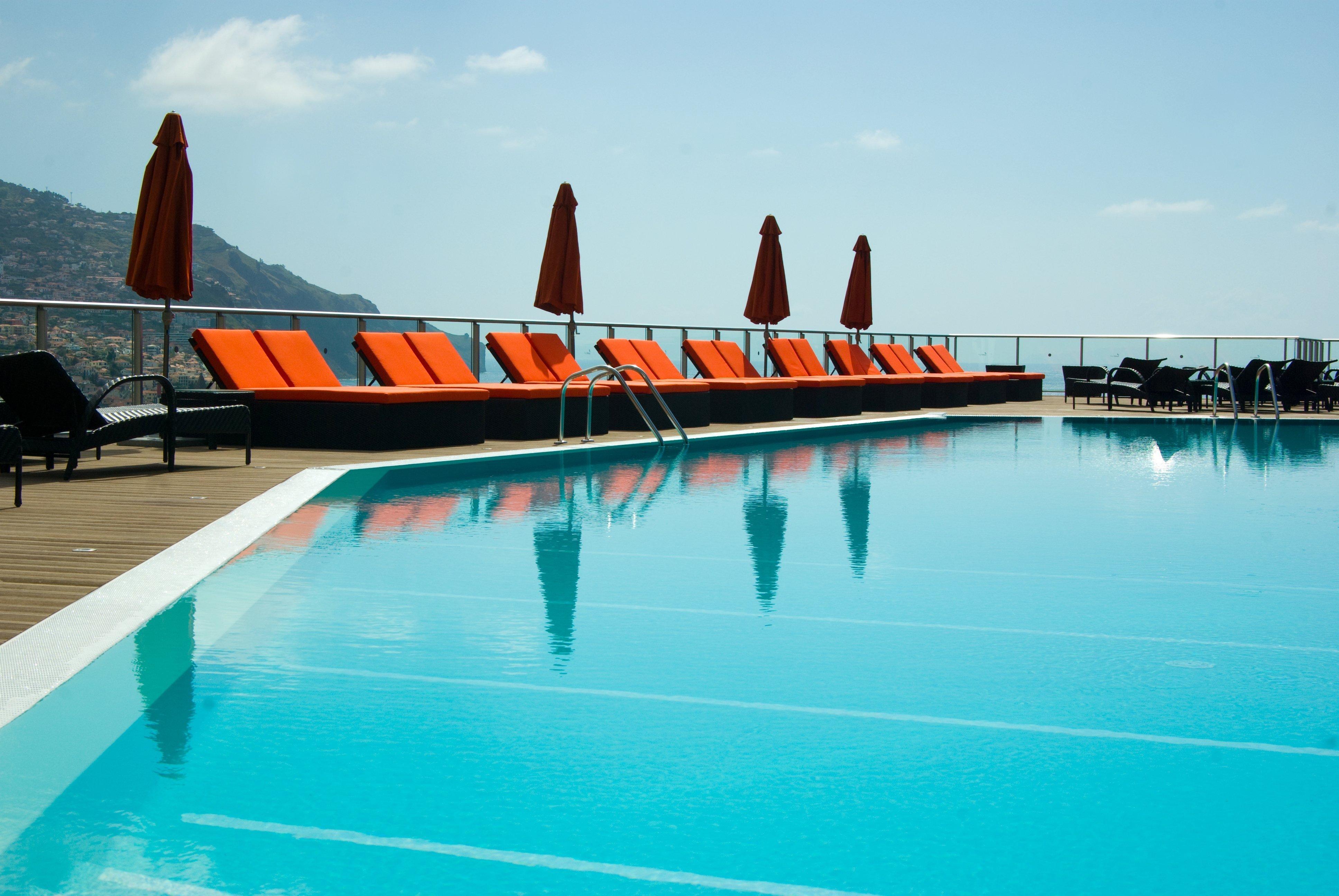 Отель The Views Baia - Adults Only Фуншал Экстерьер фото